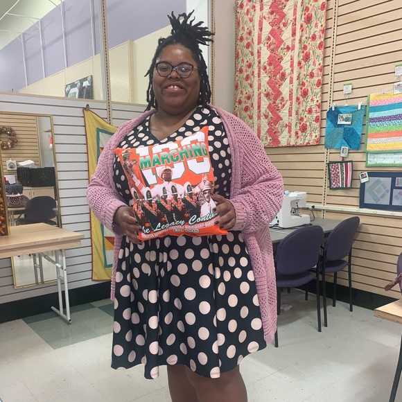 Meet your Posher, Alexis - Picture 4 of 8